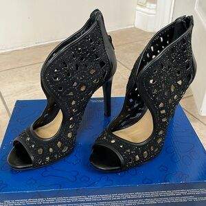 Gianni Bini Black Rhinestones open toe bootie size 8.5